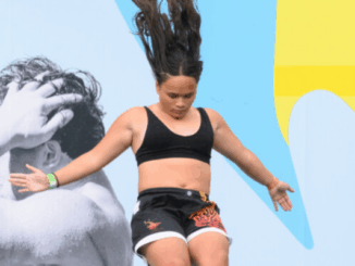 Zerenity Mill-Simpson, 2025 Z Manu World Champs female youth champion, mid-jump during a manu competition.