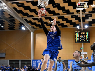Wellington Saints player drives to the basket during the team’s 94-81 elimination final win over the Otago Nuggets.